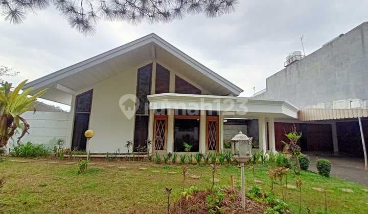 Rumah Hegarmanah, Bandung Bagus Semi Furnished SHM
