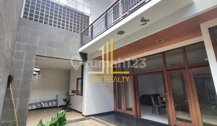 Rumah Minimalis Modern Semi Furnished SHM di Batununggal, Bandung