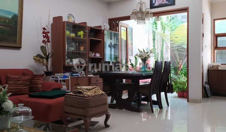 Lux Antapani House, Bandung Minimalist Furnished