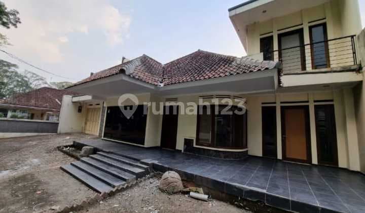 Dago House, Bandung Prestigious Location