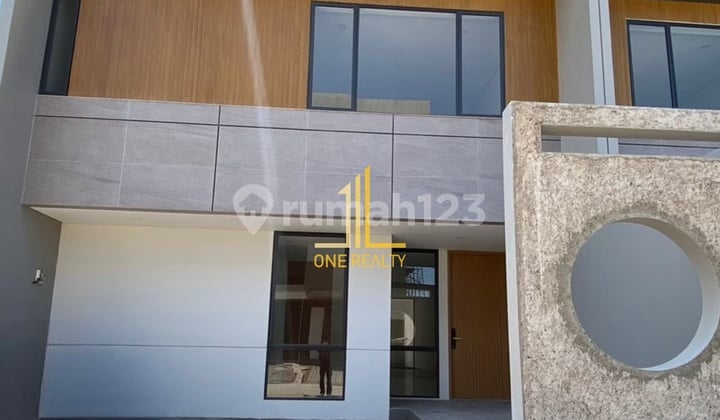 Rumah Setra Duta, Bandung, Rumah Baru Komplek Elite