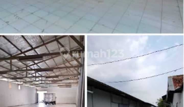 Gudang Akses Kontrainer