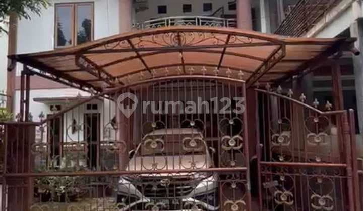 Rumah Dijual Antapani 2 Lantai Luas Tanah Besar Harga Menarik
