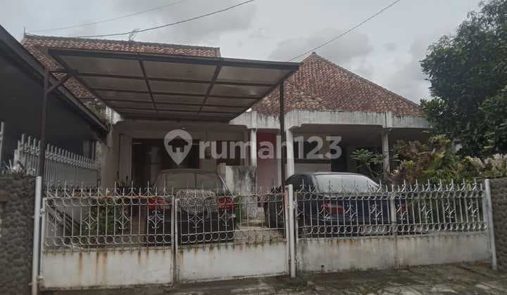 Dijual Rumah Jl Ciwulan Sayap Riau Jarang Ada