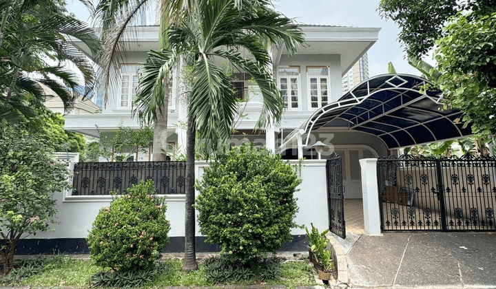 Rumah Siap Huni Dalam Kompleks Tenang Mega Kuningan Area