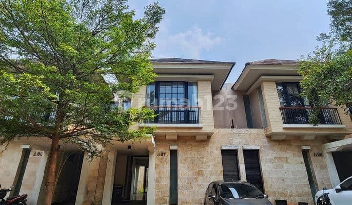 Serene Home in Townhouse, Very Comfortable Ampera Area
