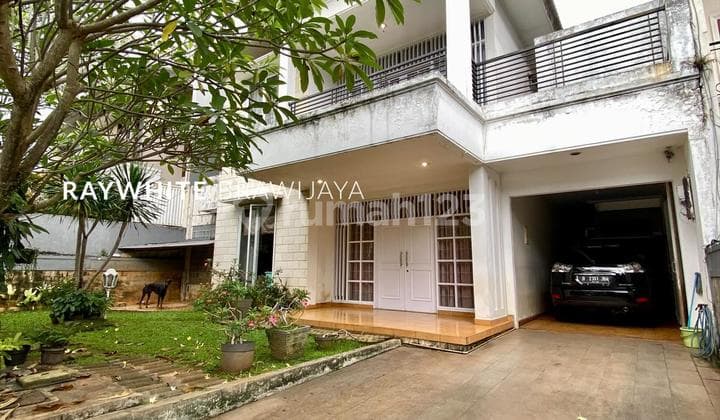 Rumah Lingkungan Tenang Area Pondok Indah