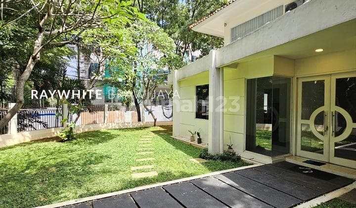 Rumah Cocok untuk Usaha Lokasi Strategis Area Kebayoran Baru