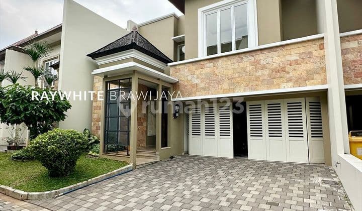 Townhouse Mewah Lokasi Strategis Area Pejaten Barat