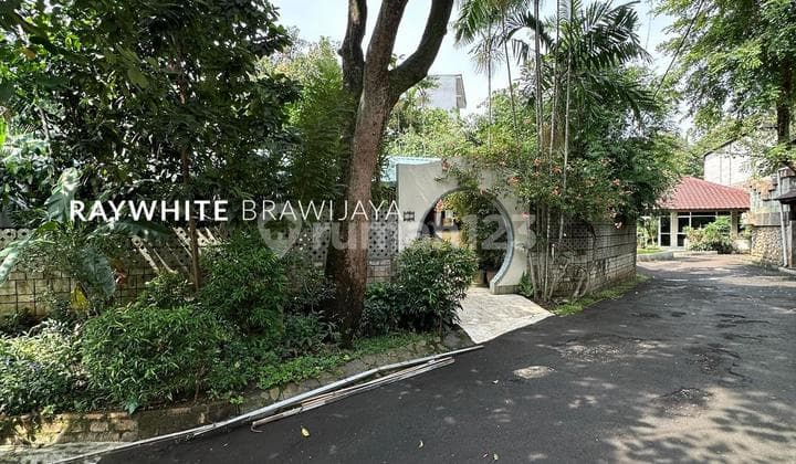 Rumah Tropical Design Lokasi Strategis Area Fatmawati Cilandak