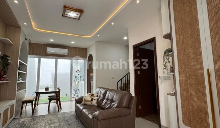 Greenlake City House 120 M2 Fully Furnished, Ready to Move In. Freehold Certificate.