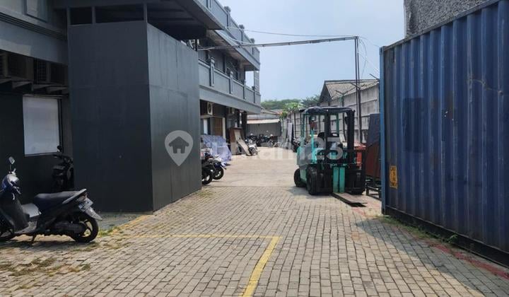 Gedung Kantor Samping Bandara Soekarno Hatta Luas 5080M2