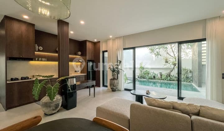 Villa bali jalan bidadari deket banget dengan seminyak luas 195m2 full furnish with pool