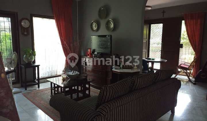 Rumah Hoek Jual Murah Intercon Kebon Jeruk Jakarta Barat