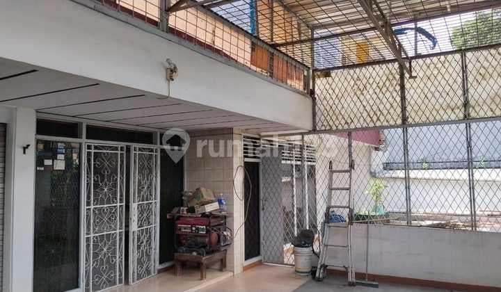 Rumah tua Jual Hitung tanah kav polri jelambar Jakarta barat