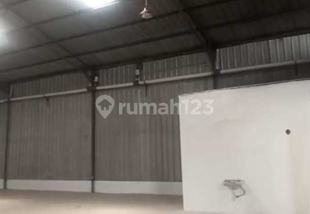 For Rent Cheap Warehouse Roadside Kav DPR Cipondoh Tangerang