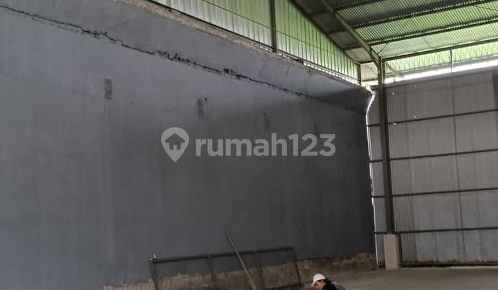 Gudang Gandeng di Jalan Daan Mogot, Kalideres Jakarta Barat. ada beberapa Ukuran