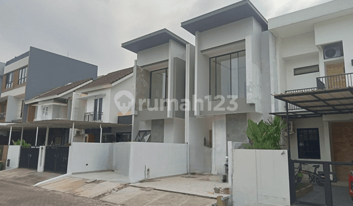 Rumah 2 lantai di Metland Puri Cluster Clematis siap huni