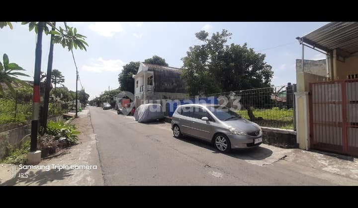 Tanah dekat kampus, dan lingkungan kos, home stay, kuliner
