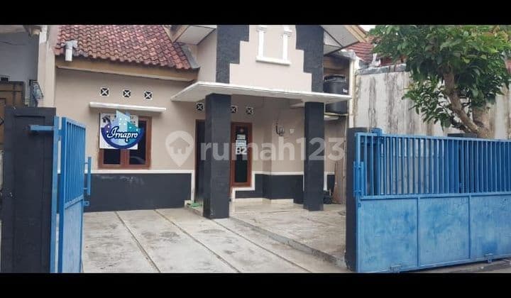 Rumah minimalis timur stadion Maguwoharjo