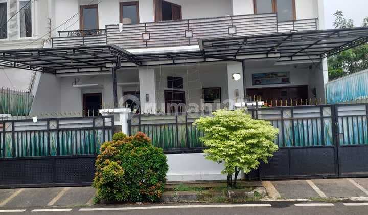 Rumah Munimalis 2,5 Lantai Murah dan Bagus di Pondok Kelapa