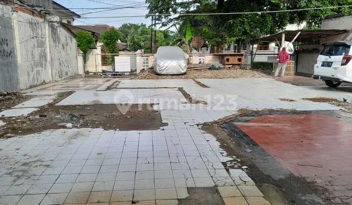 Tanah Kosong Pinggir Jalan Raya Sewadaya di Duren Sawit