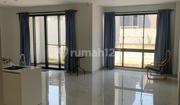 Murah Banget Unit Langka 3 Bedroom Apartemen Low Rise Lloyd