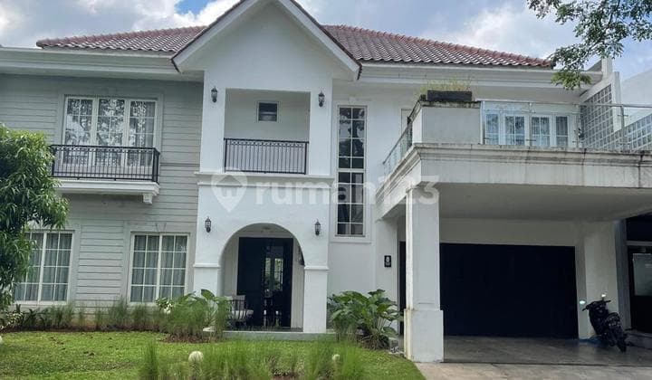 Rumah Cantik di Kawasan Green Tunnel Alam Sutera