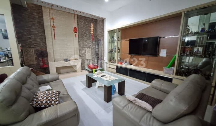 Cheap Quick Sale Beach House Pantai Indah Kapuk 8X23 2.5 Floors Good Position