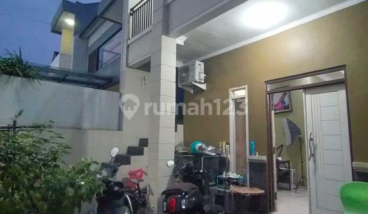 For Sale 3-Story House in Taman Puri Indah, East Jakarta, Suitable for Boarding House