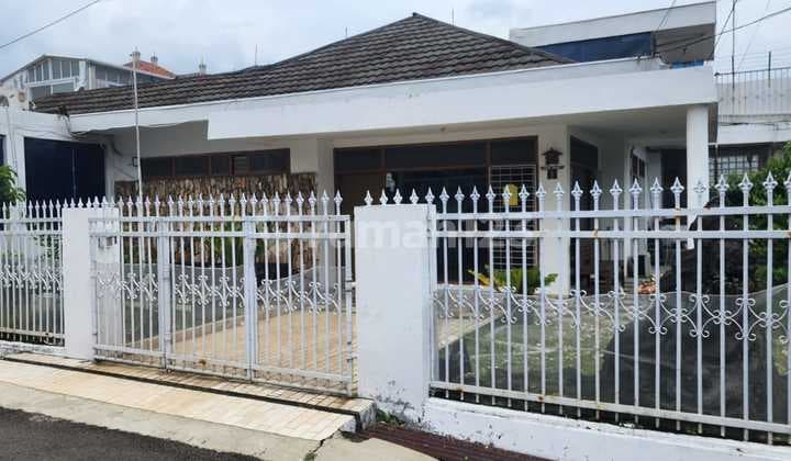 For Sale 1 1/2 Story House in Bandung