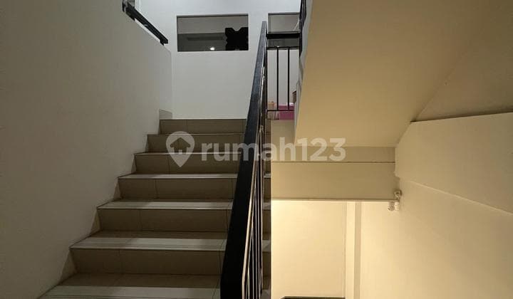 Ruko 3 Lantai Summarecon Bekasi