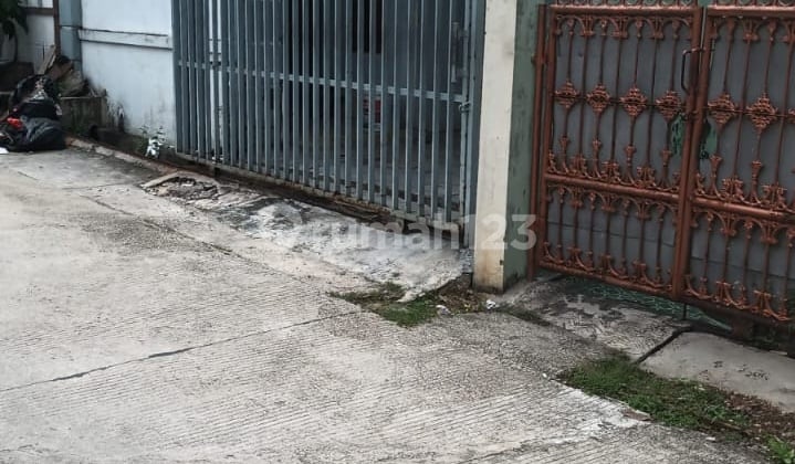 Rumah di Perumahan Harapan Indah Pejuang