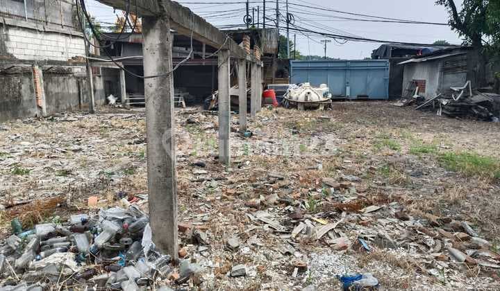 Open yard land on Jalan Cakung Cilincing