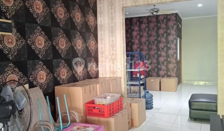 Rumah di Metland Mentengjakarta Timur