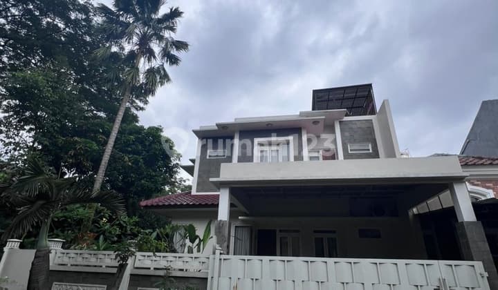 Rumah 2 Lantai di Kawasan Premium di Citra Gran Cibubur,Jatisampurna,Kota Bekasi