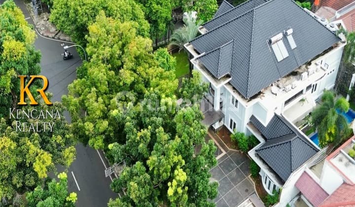 Rumah di Kebayoran Baru, Kebayoran Baru Area Premium