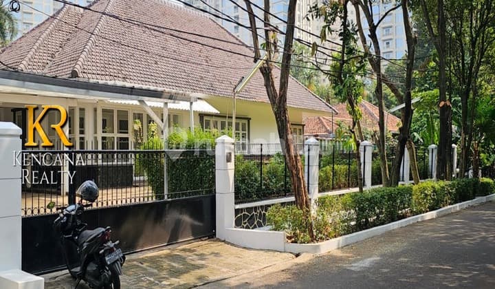 Rumah Bagus Di Martimbang, Kebayoran Baru Jakarta Selatan Area Premium
