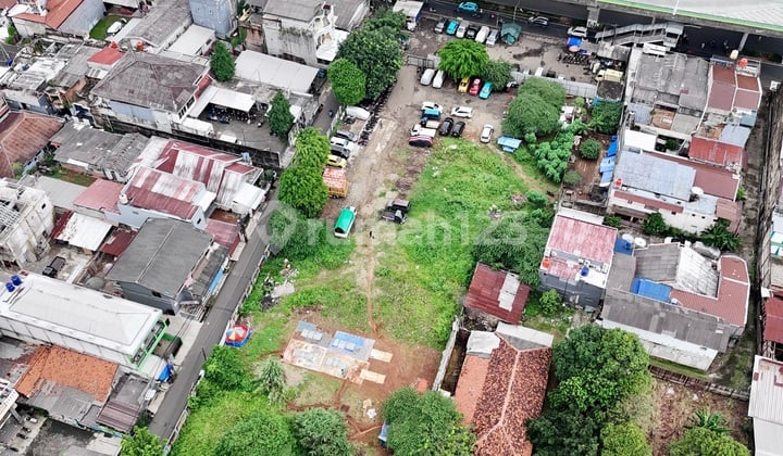 Jual Tanah di Kebayoran Lama Raya Luas 4278 Zona Komersial