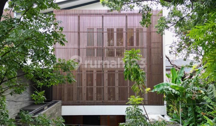 Nice House in Kebayoran Baru Near Sudirman