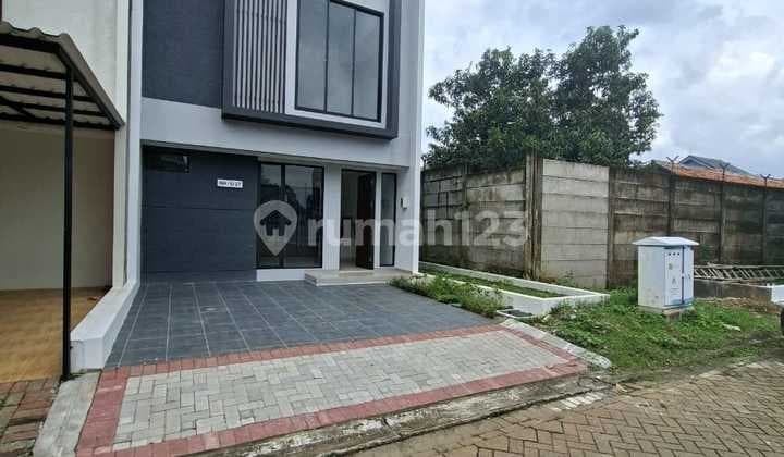 Rumah Bagus Siap Huni di Kebayoran Bintaro Jaya