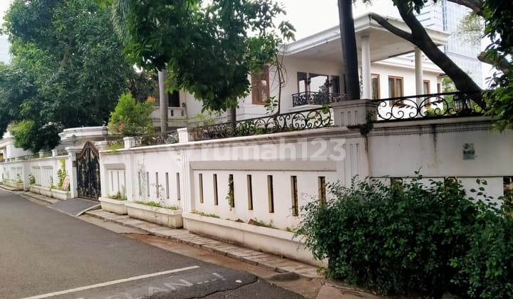 Rumah Mewah Lokasi Bagus Asri Harga Miring Cilandak Ujung Jakarta Selatan