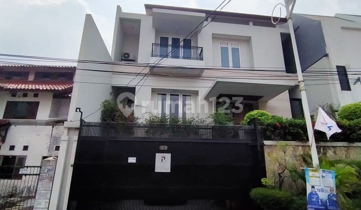 Huniyan harga miring strategis shm anggerek Garuda Jakarta barat