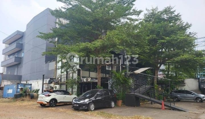 Cafe dan gudang lt 1.694mtr harga miring jalan panjang kebon jeruk jarang ada SHM