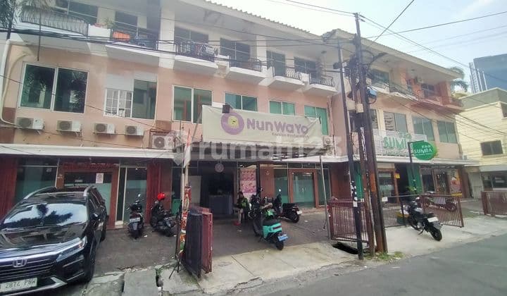 Ruko langsung usaha foduktif langsung untung 6 ruko bendungan hilir aktif jarang ada SHM