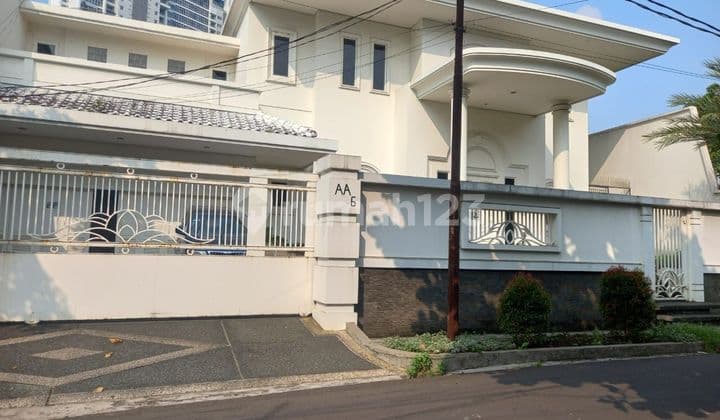 Rumah harga miring jarang ada permata berlian lt 836mtr permata Hijau SHM Jakarta Selatan