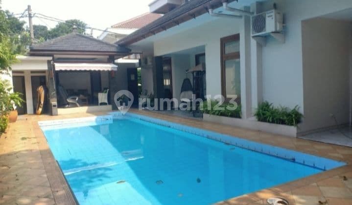 Huniyan Swimming harga miring Kemang SHM strategis lt 848mtr Jakarta Selatan
