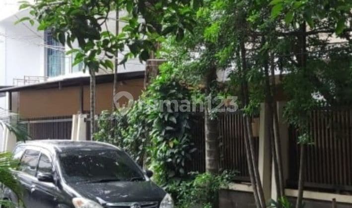 Rumah Murah Lt 301mtr Jln Ubud Kuningan Timur Jakarta Selatan