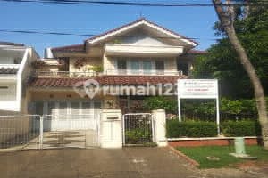 Huniyan harga miring lt 375mtr taman villa Meruya Jakarta Barat