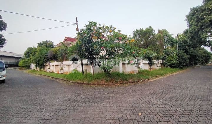 Rumah Hoek di Obral murah lt 988mtr taman Kedoya permai Jakarta barat